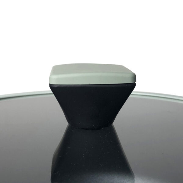 Factory Direct Sale 16cm Nonstick Sauce Milk Pan Kitchen Milk Soup Pot With Lid