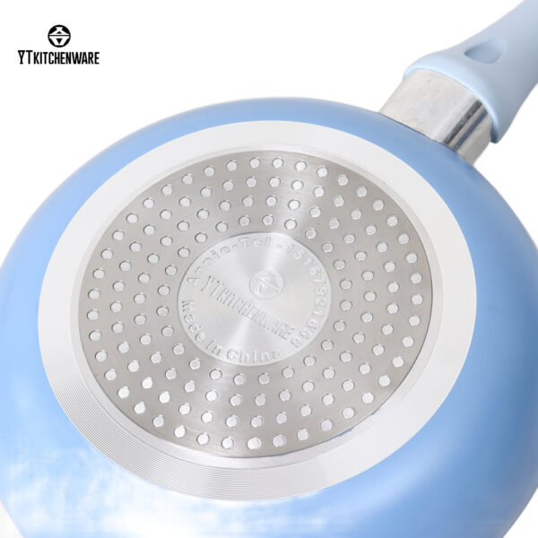 Easy-Cooking Blue Aluminum Cookware – Quick Heat-Up, Nonstick Inside, Home-Friendly Design