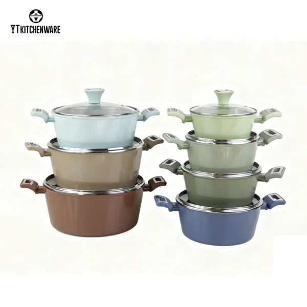 Colorful Forged Casseroles with Different Sizes: Style Meets Function in Your Kitchen